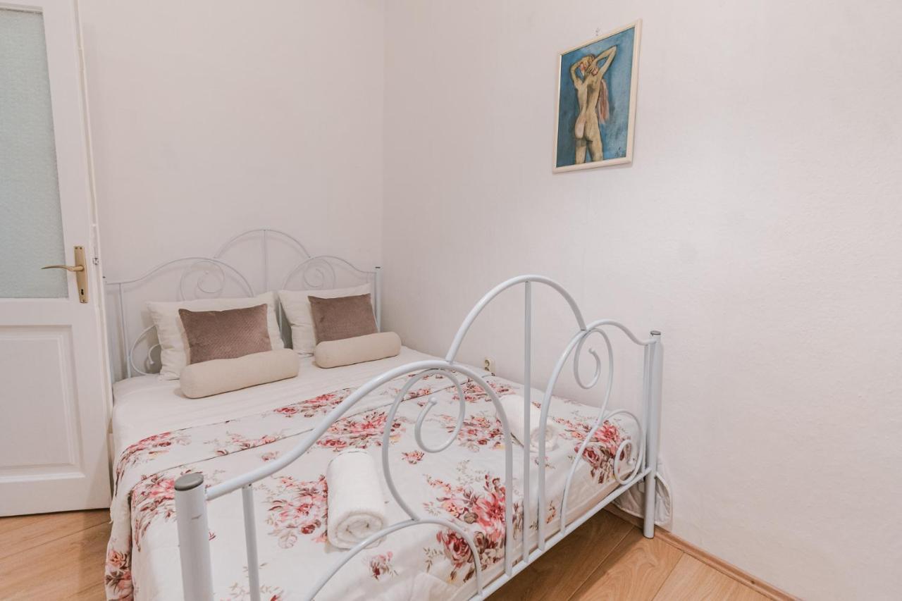 Arya Apartment Šibenik Kültér fotó
